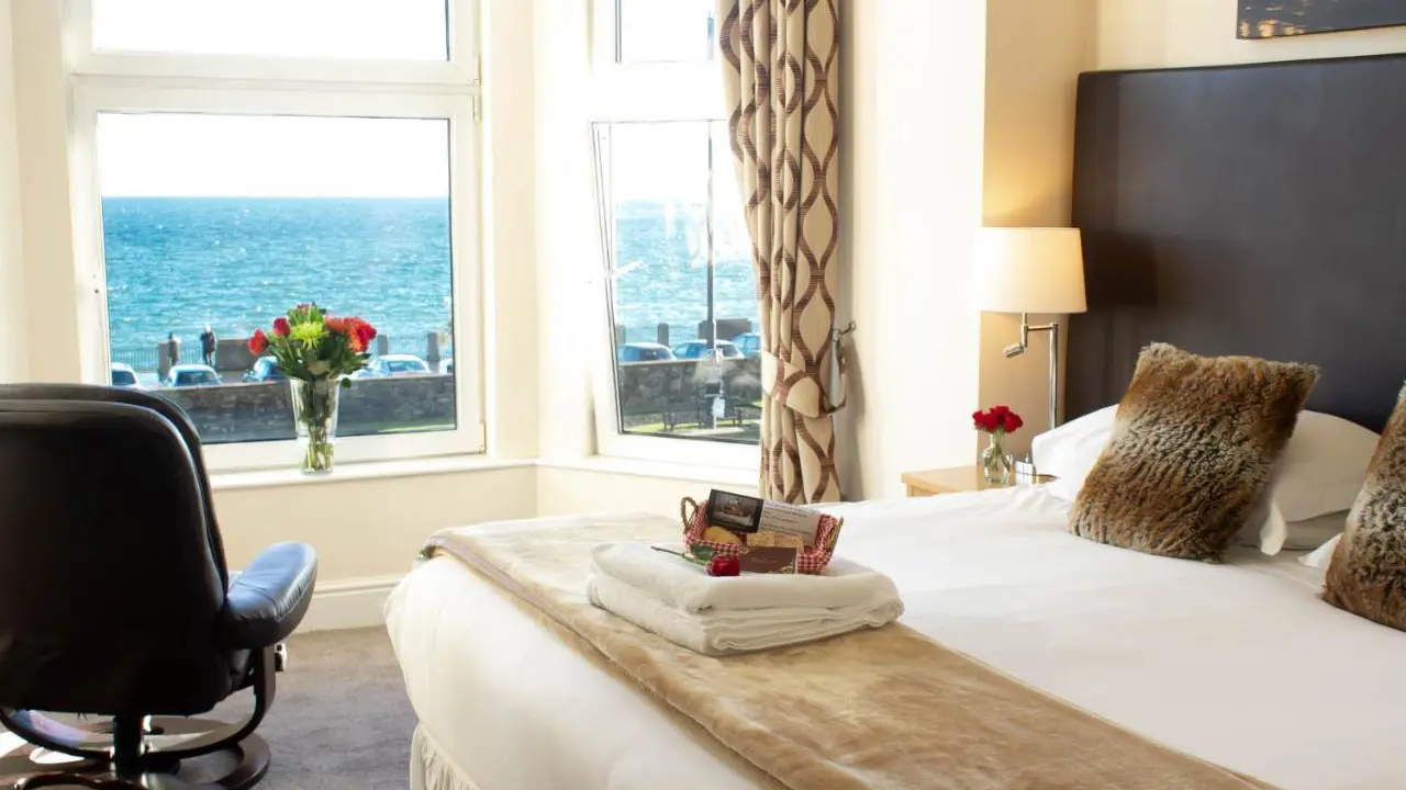 Ellan Vannin Hotel Bedroom
