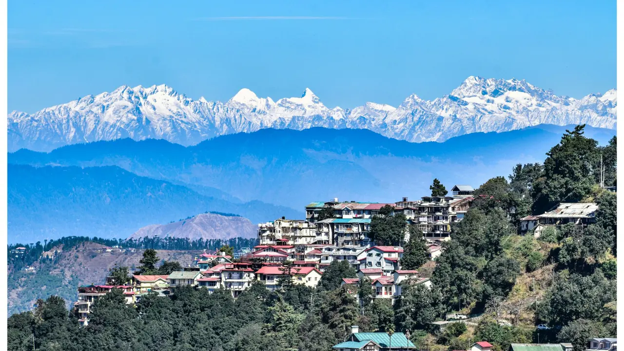 Shimla, Himalayan foothills