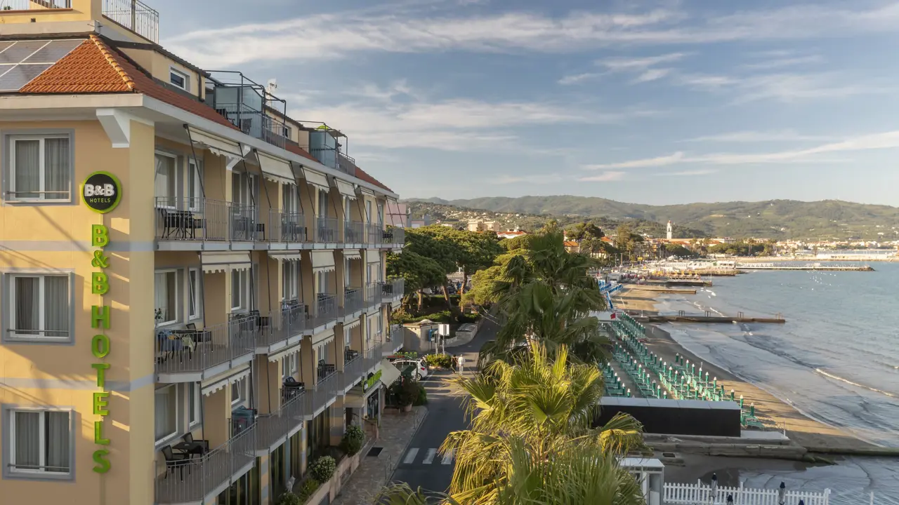 B&B Hotel Diano Marina Palace, Diano Marina, Exterior