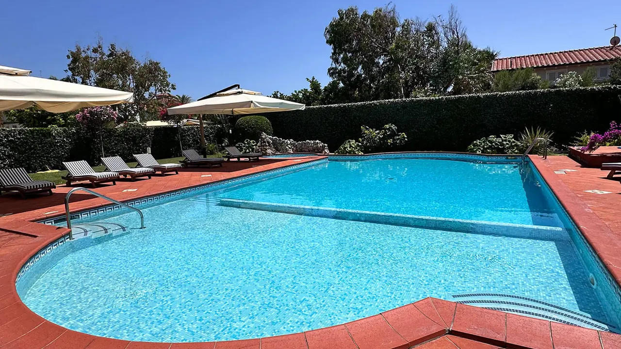 Hotel Andreaneri, Marina Di Pietrasanta, pool