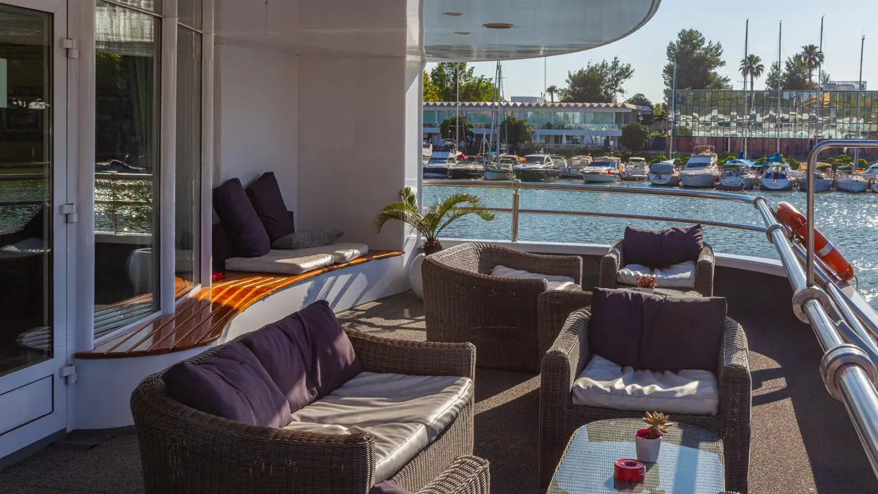 MS La Belle De Cadiz terrace