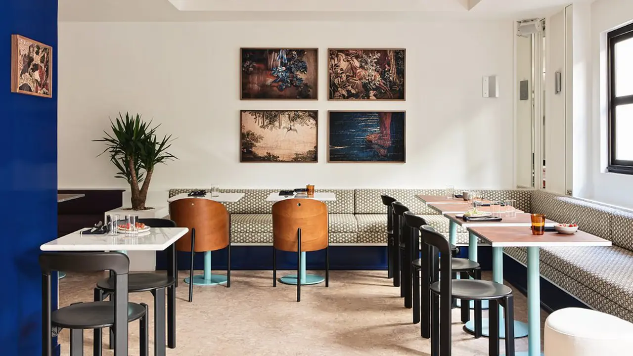 Hotel Rosalie, Paris, Dining
