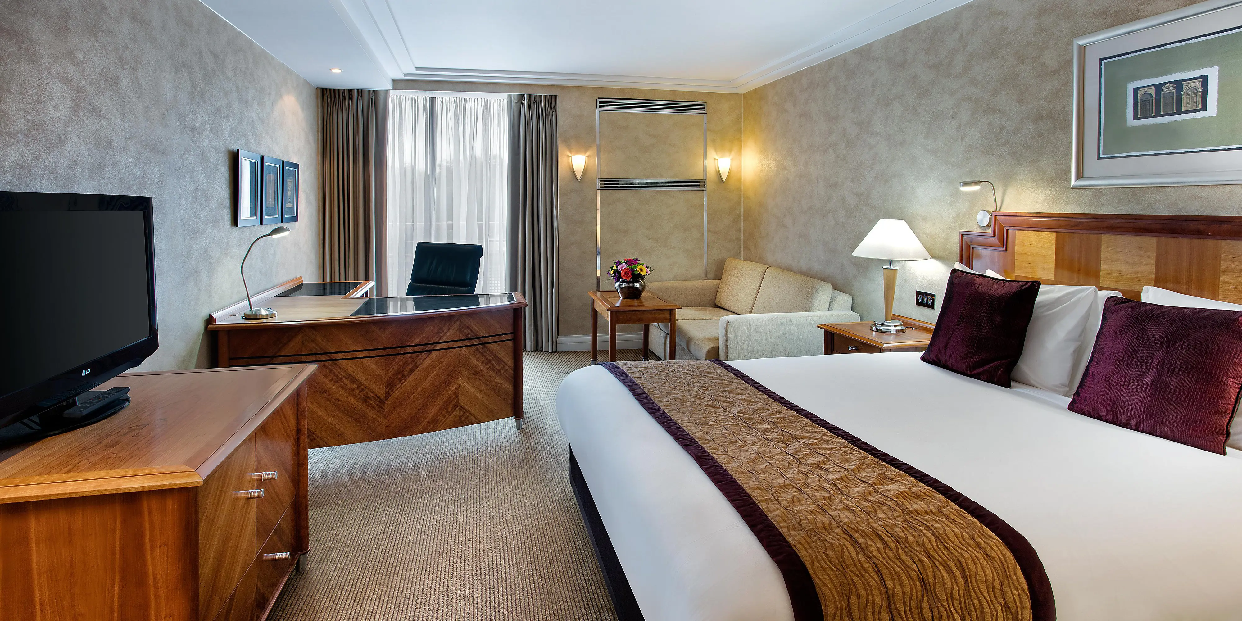 Crowne Plaza 2