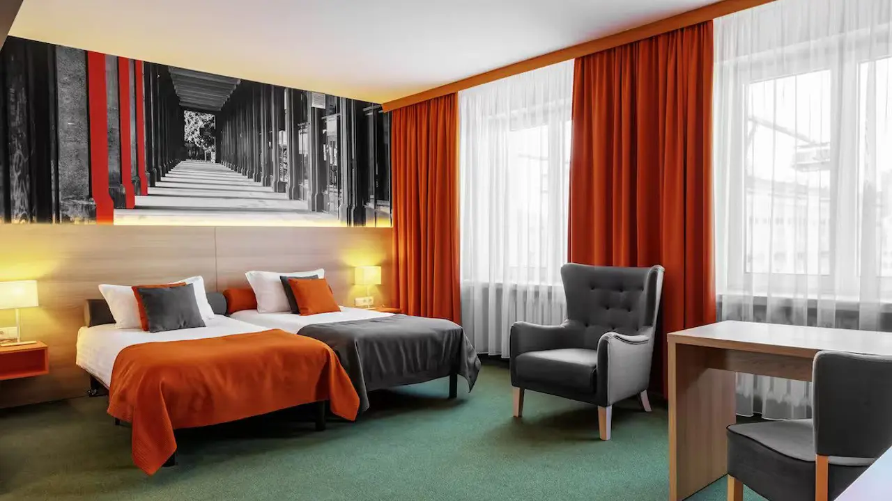 Hotel MDM, Warsaw, twin room