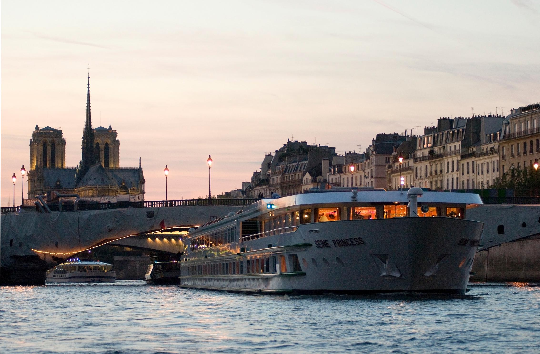 MS Seine Princess, Paris