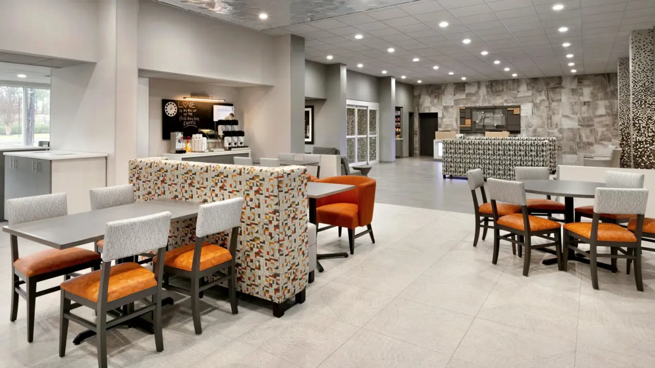 Holiday Inn Express, Busch Gardens Area, Williamsburg, dining