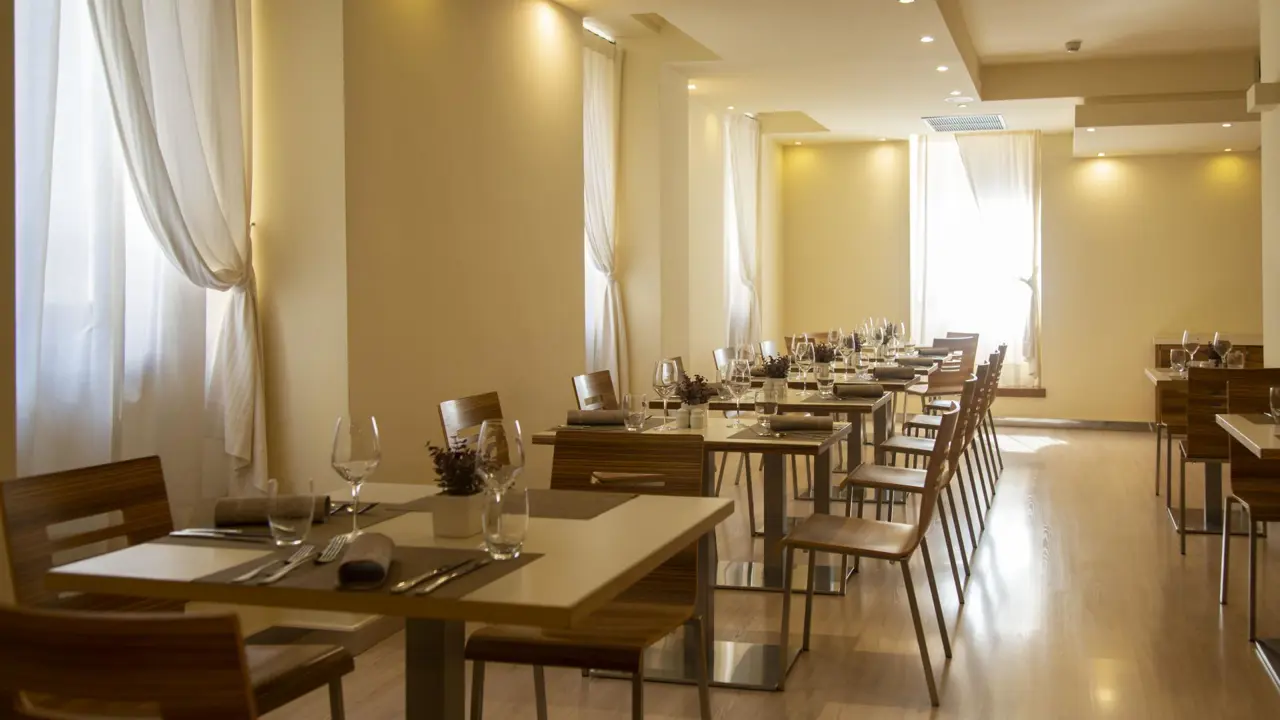 Hotel Antico Borga, Riva Del Garda, Dining
