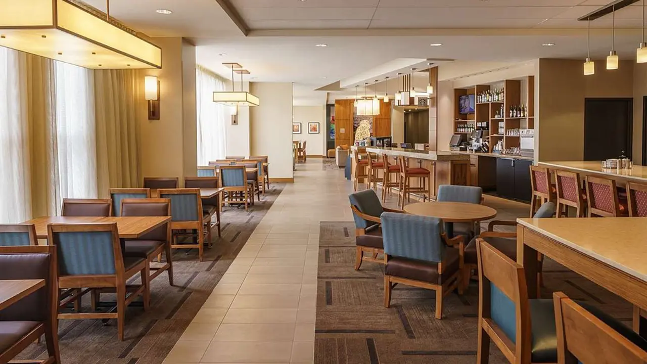 Hyatt Place Houston Galleria, Houston, dining