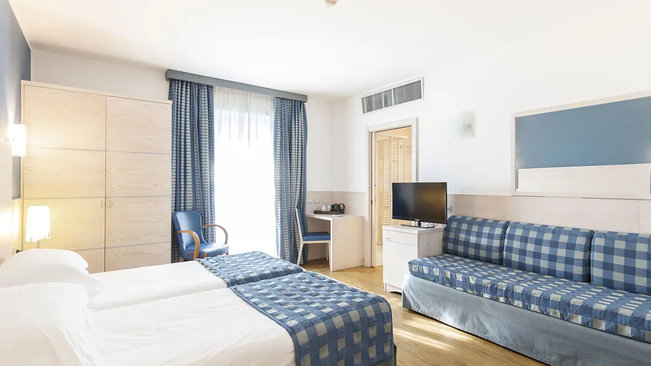 Bike Hotel Caravel, Torbole, Bedroom