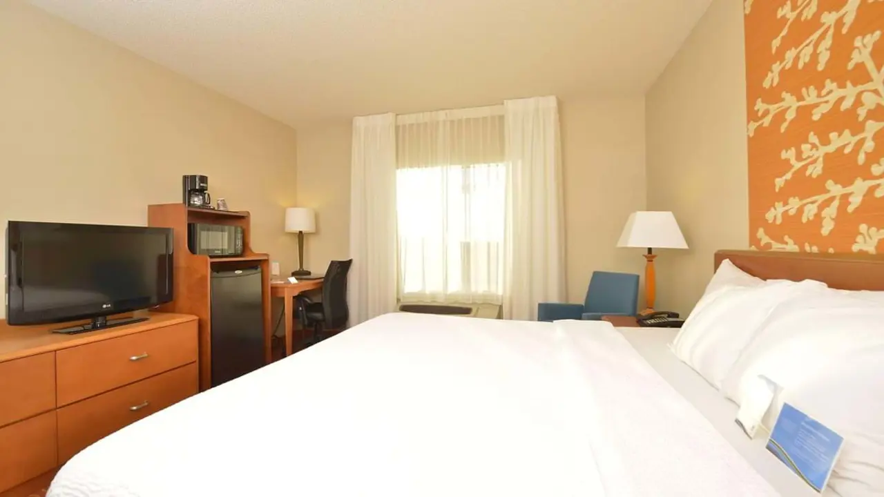 Fairfield Inn & Suites, Williamsport, bedroom