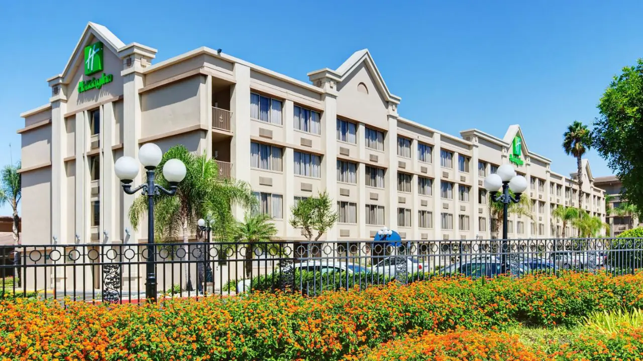 Doubletree by Hilton, Buena Park, exterior