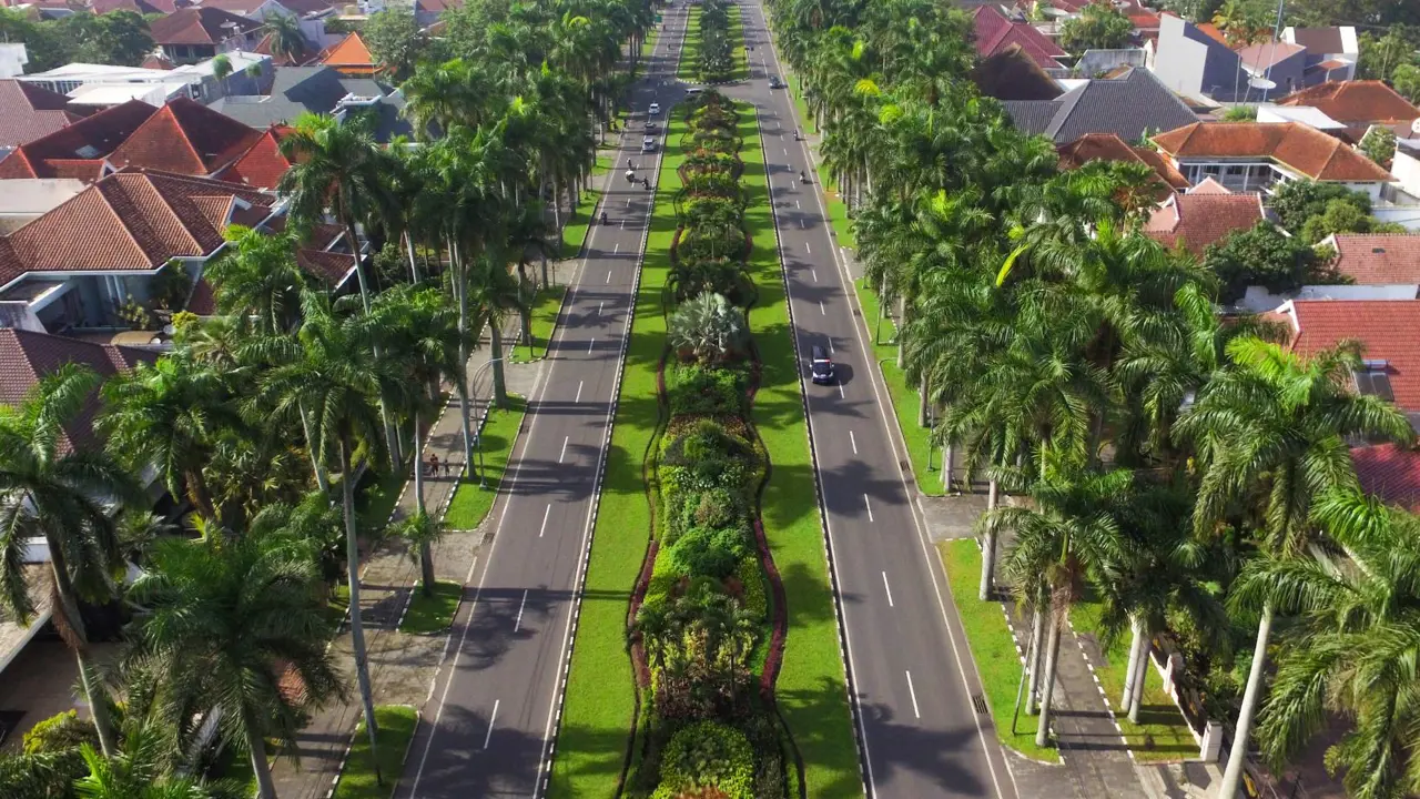Ijen Boulevard, Malang, Java