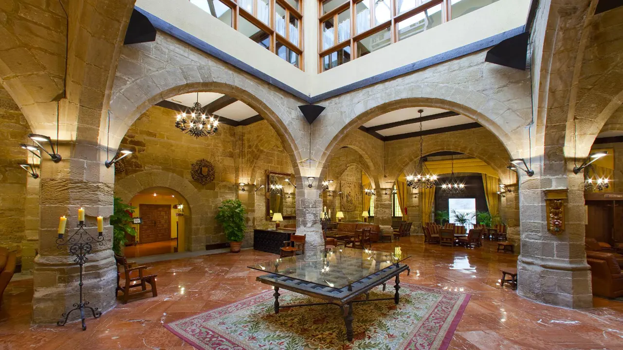 Parador de Santo Domingo de la Calzada, La Rioja, lobby