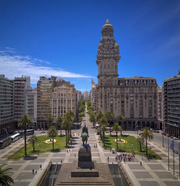 Independence Square, Montevideo