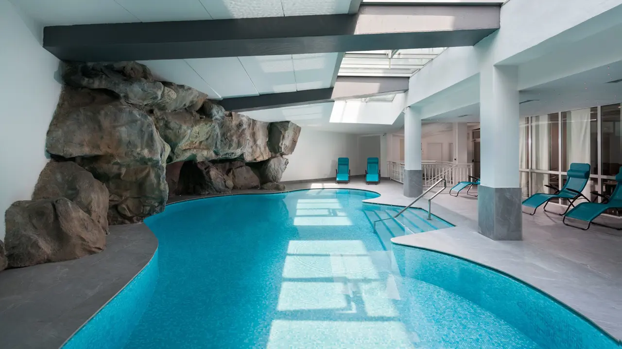 Continental Hotel, Torbole, Indoor Pool2