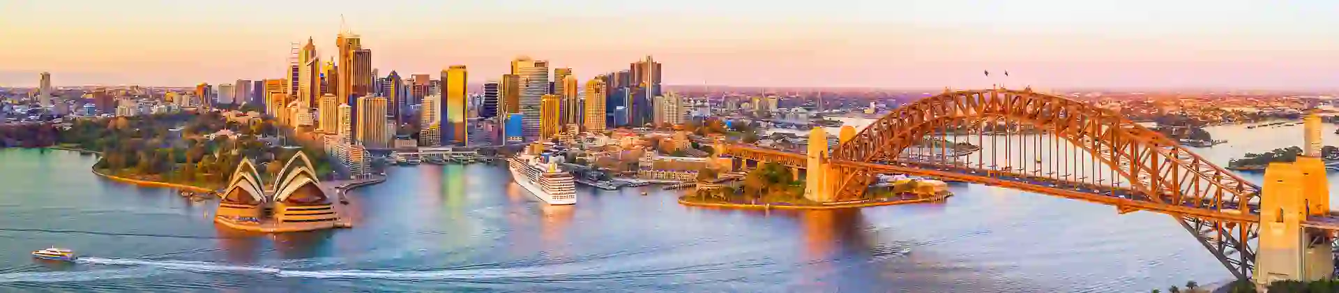 Gettyimages 1042478994 Sunrise At Sydney City Skyline