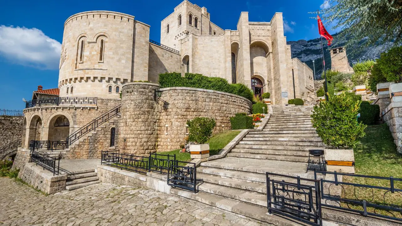 Krujë Castle, Krujë