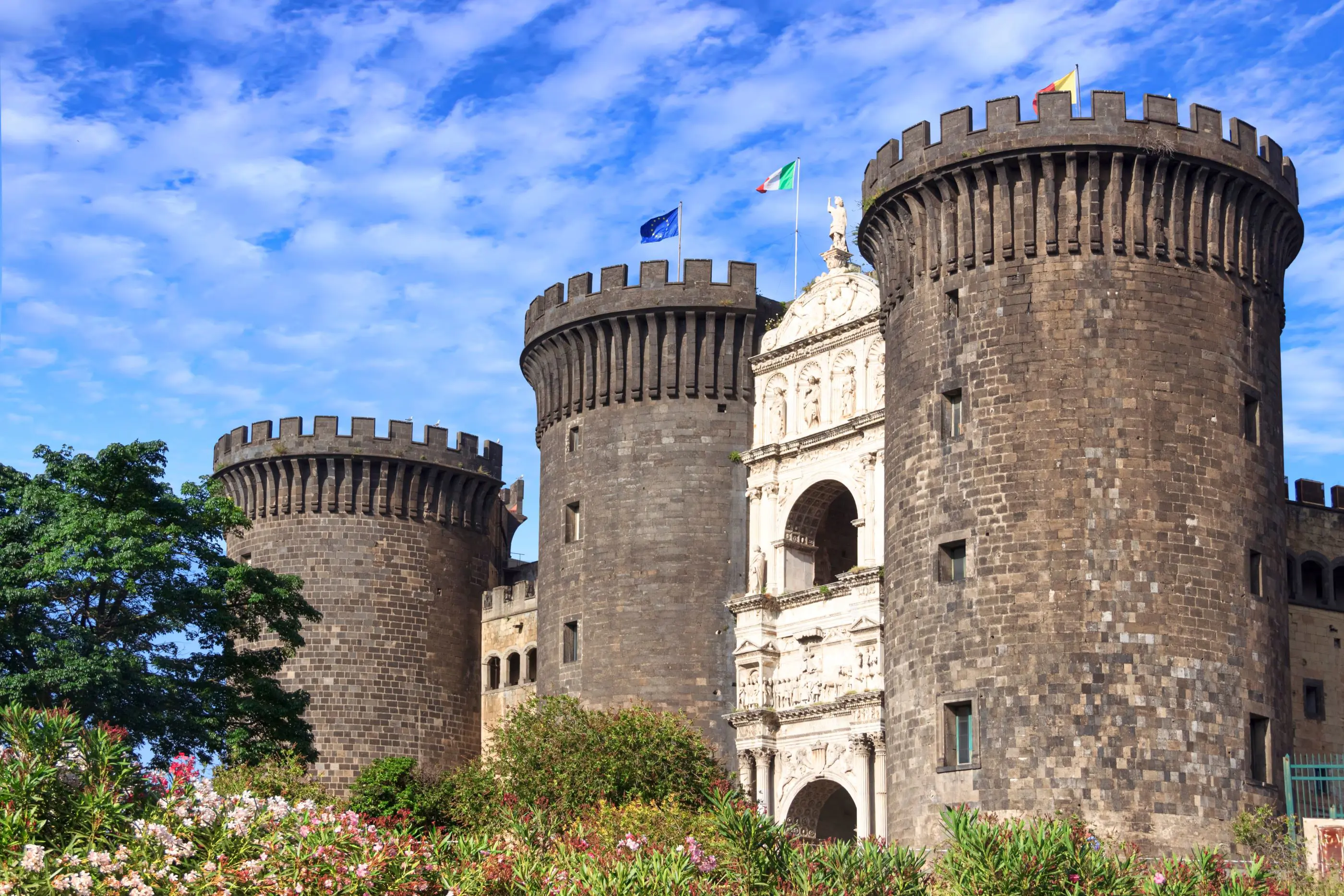 Castel Nuovo, Naples
