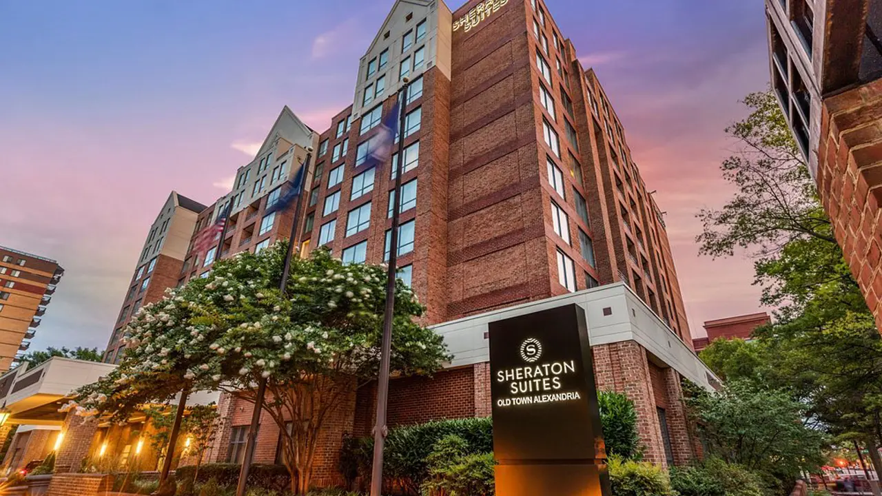 Sheraton Suites Old Town, Alexandria, exterior
