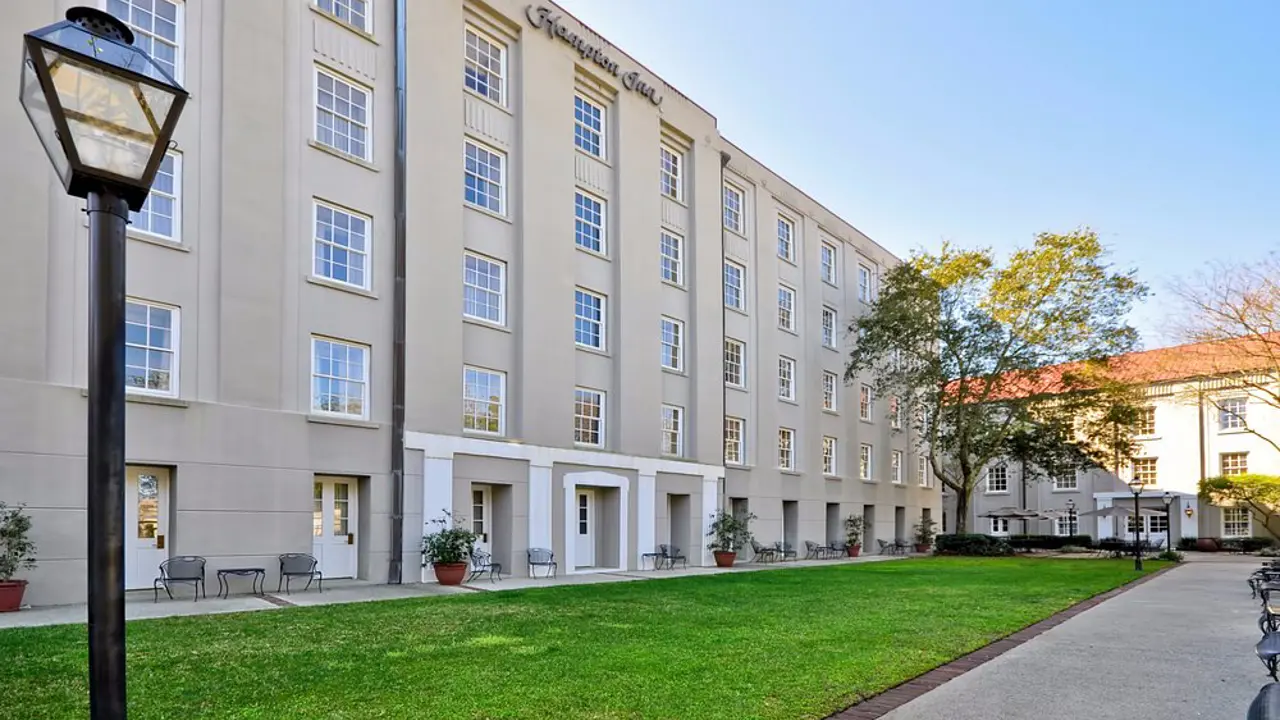 Hampton Inn Historic District, Charleston, exterior