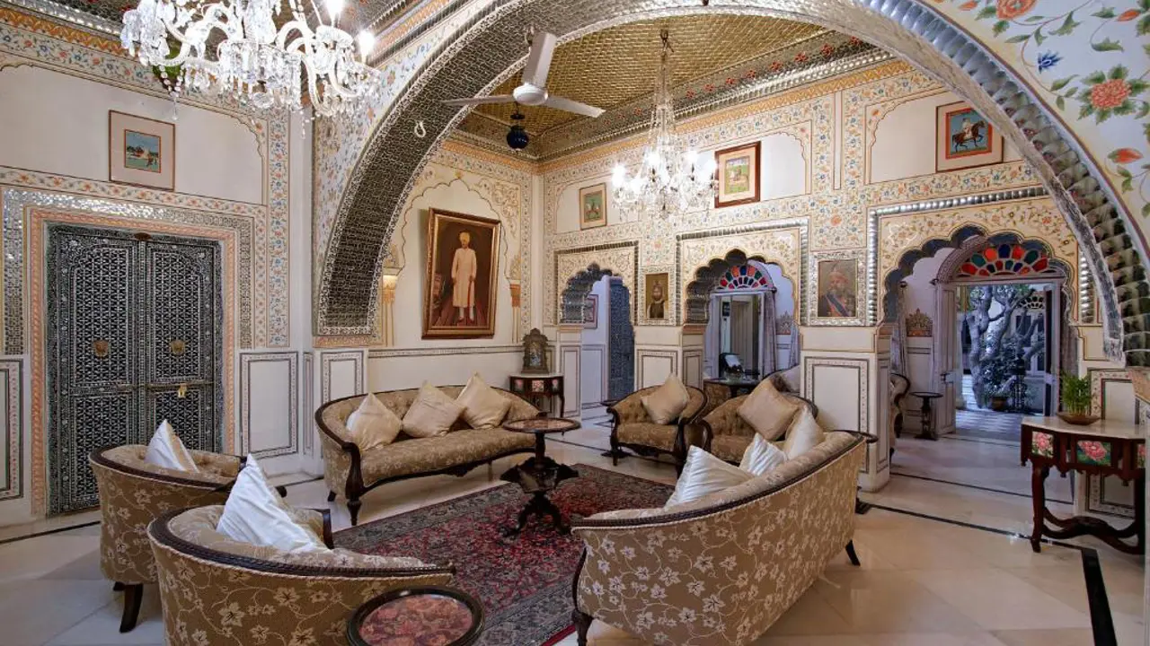 Alsisar Haveli, Jaipur, lounge