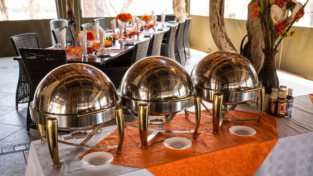 Sebatana Elephant Lodge, dining table