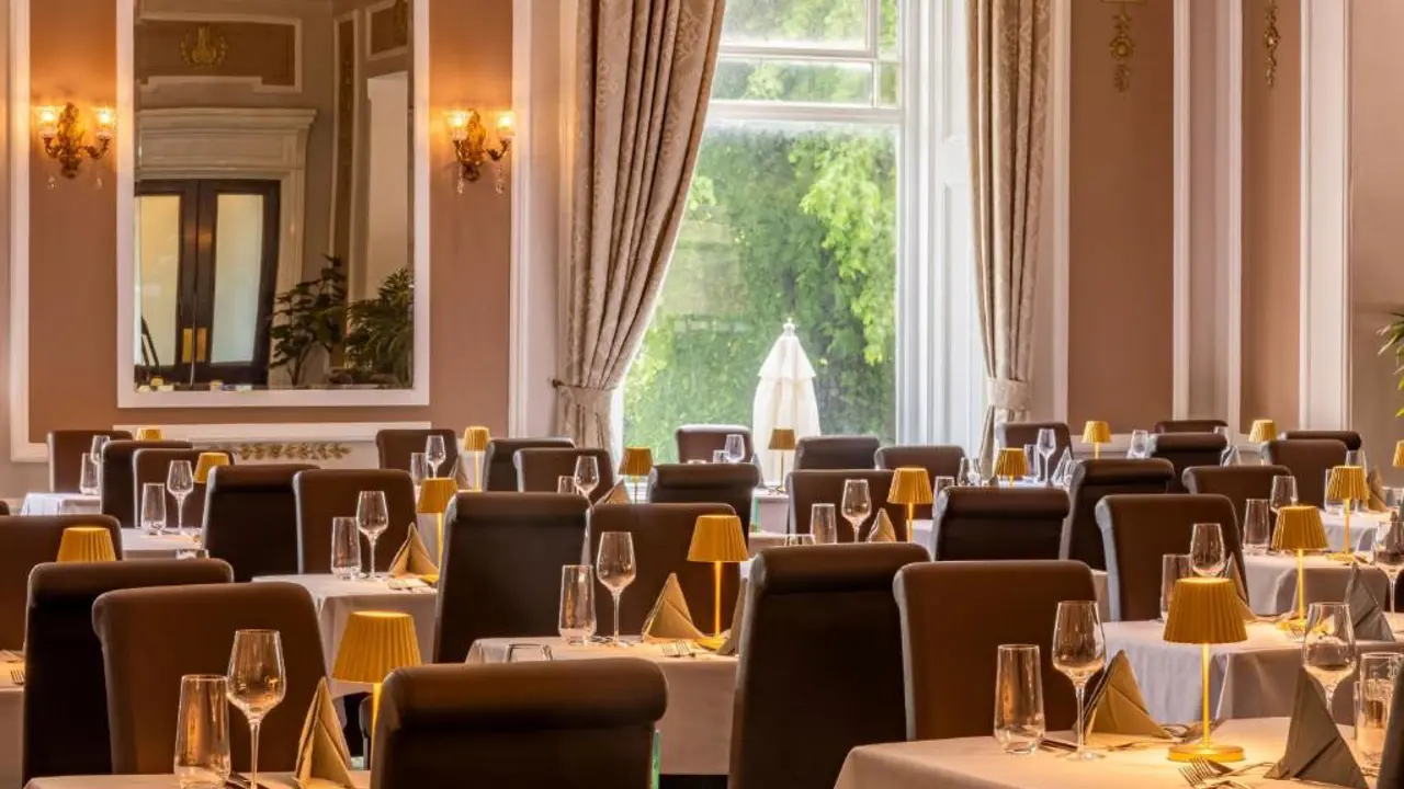 The Palace Hotel, Buxton, Dining