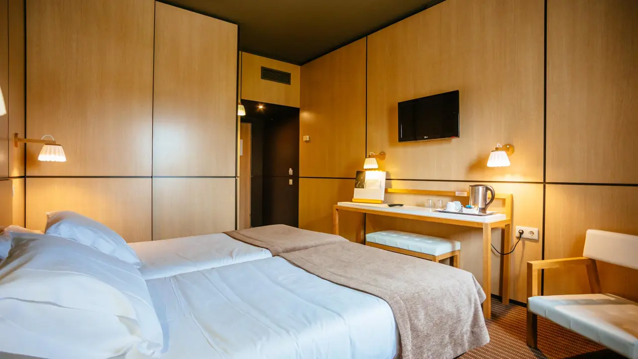 Axis Vermar Beach Hotel, Twin Room