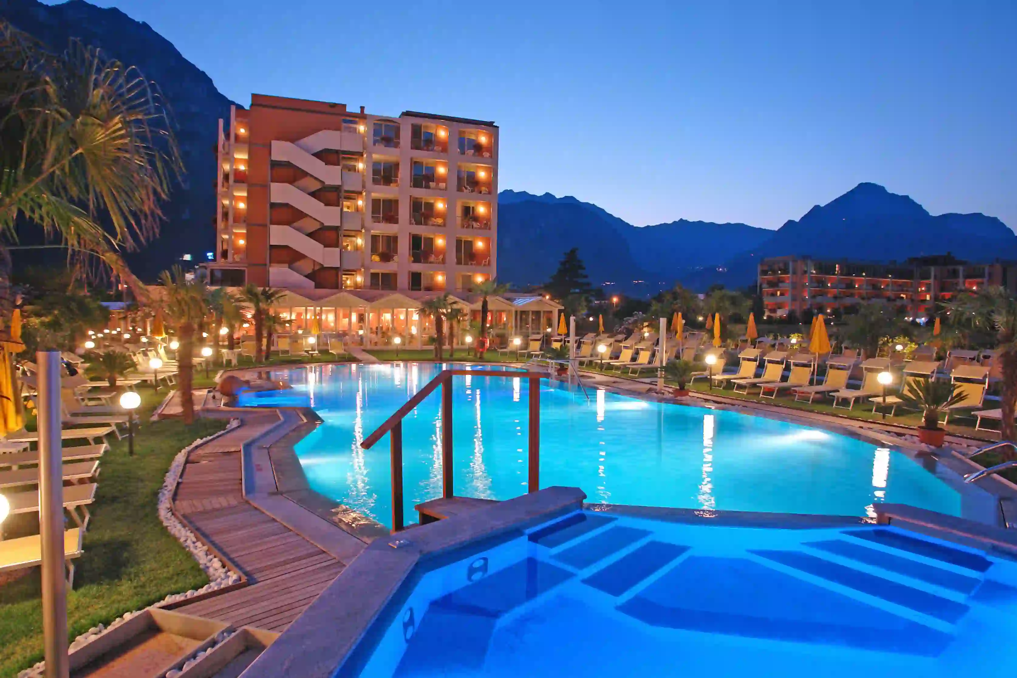Hotel Savoy Palace, Riva del Garda, Pool at Night
