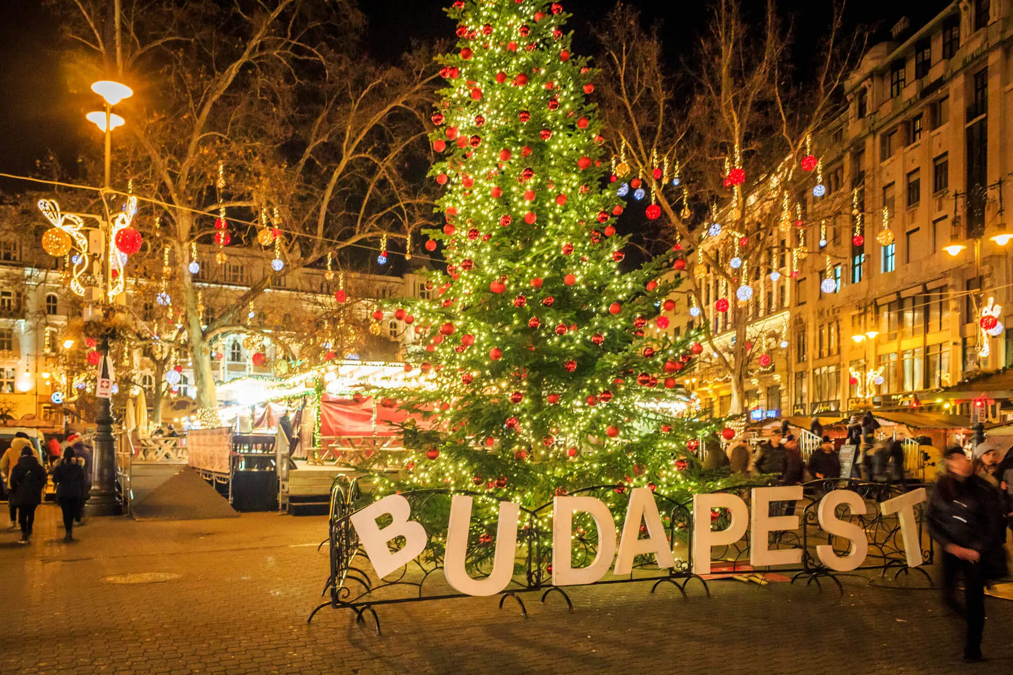 Budapest christmas markets: when they start & what not to miss 51 Image
