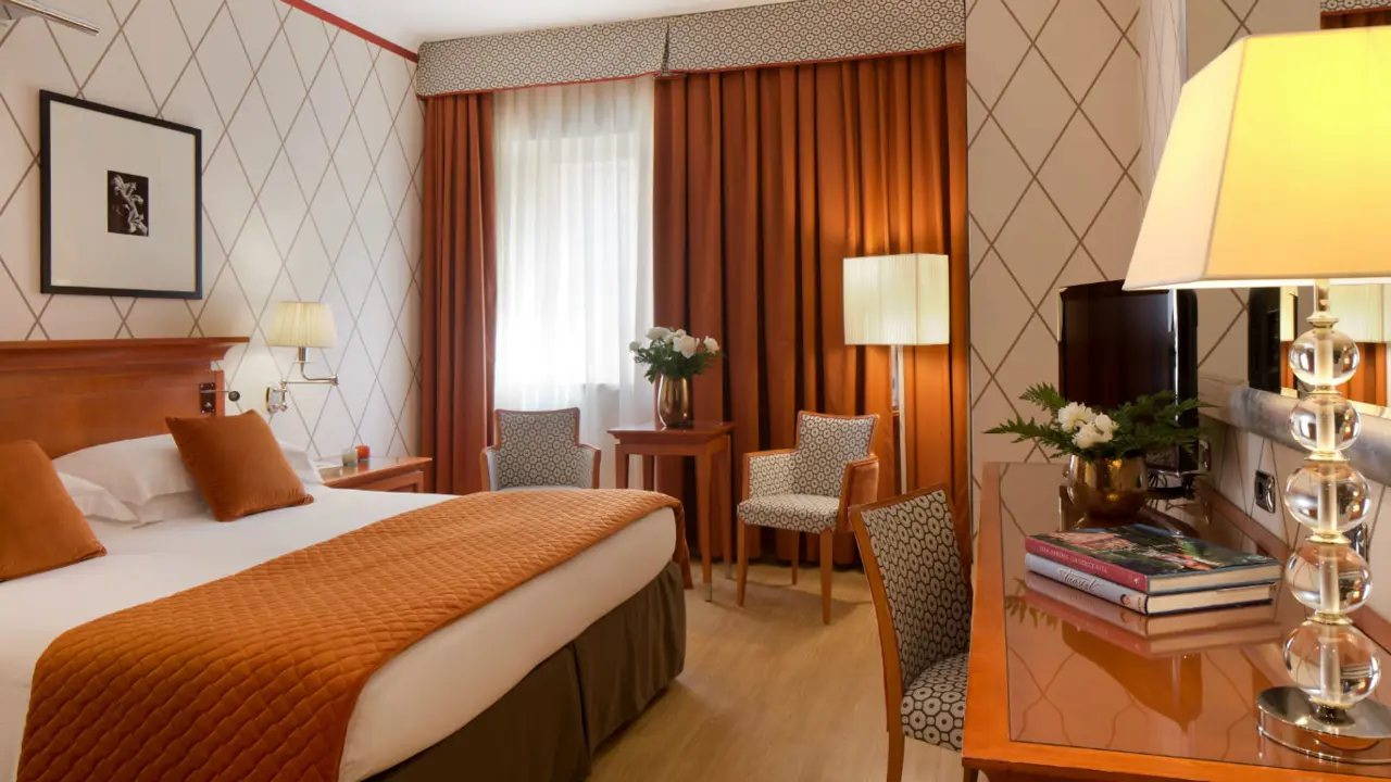 Starhotels Metropole, Rome, Superior Room