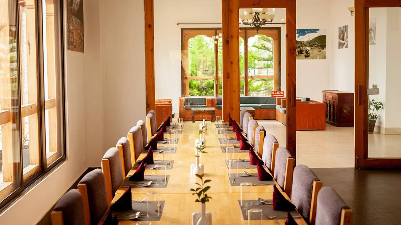 Zhingkham Resort, Punakha, dining