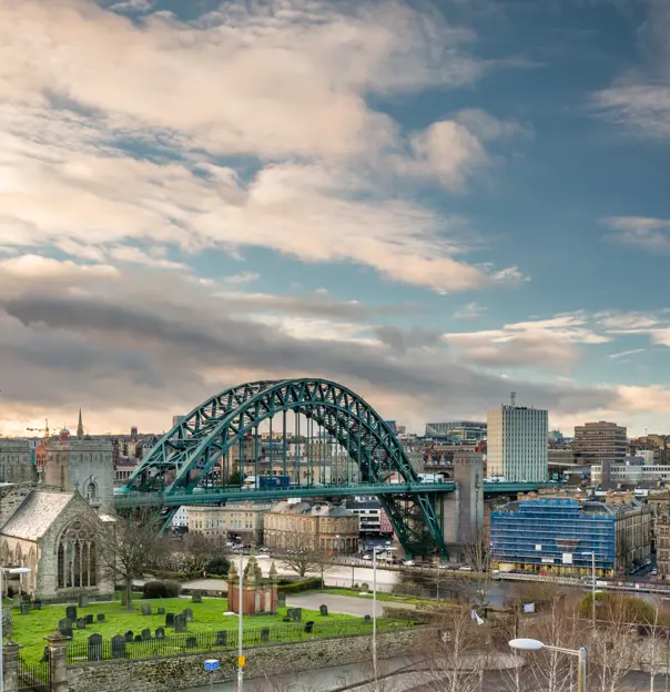 Newcastle Skyline / Newcastle skyline showing the iconic Tyne Bridge. St Mary's church to the left and All Saints Church on the right