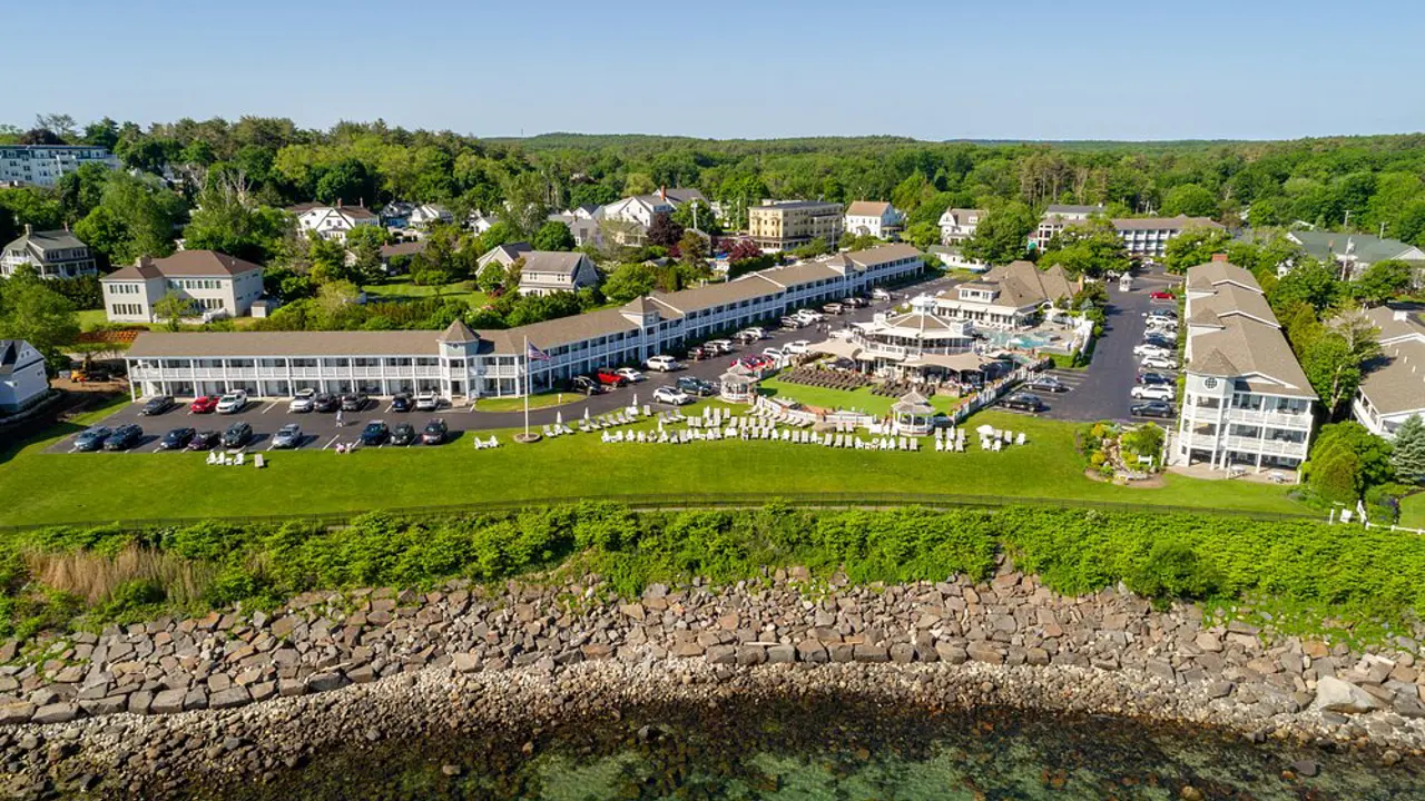 Anchorage by the Sea, Ogunquit, exterior