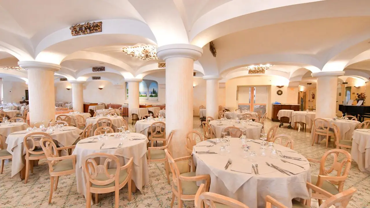 Grand Hotel Terme Di Augusto, Ischia, Dining