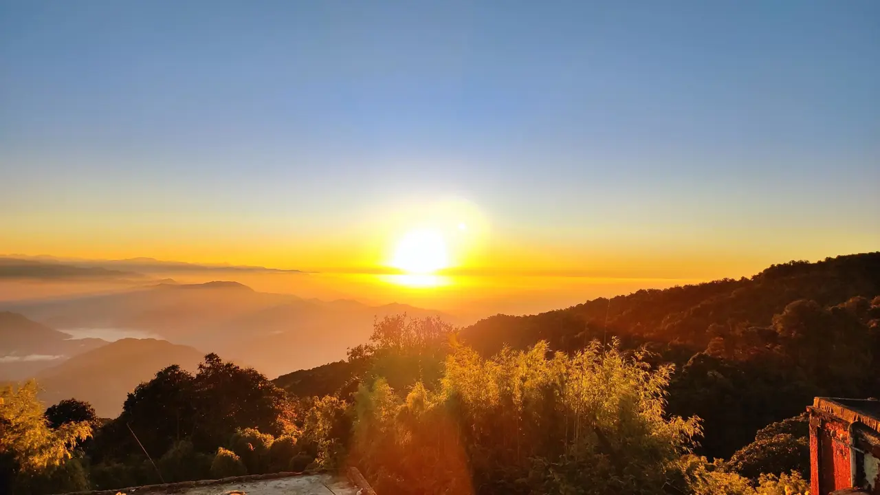 Sunrise View, Tiger Hill, Darjeeling, West Bengal, India
