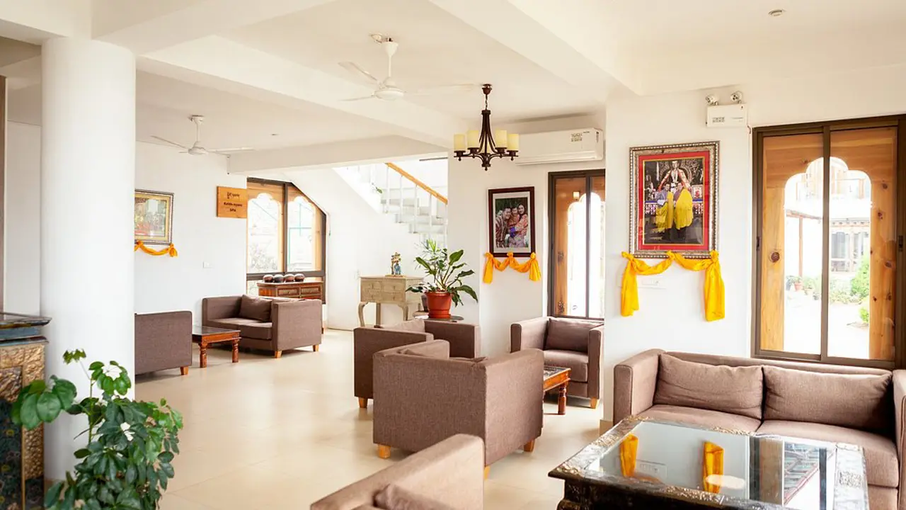 Zhingkham Resort, Punakha, lobby