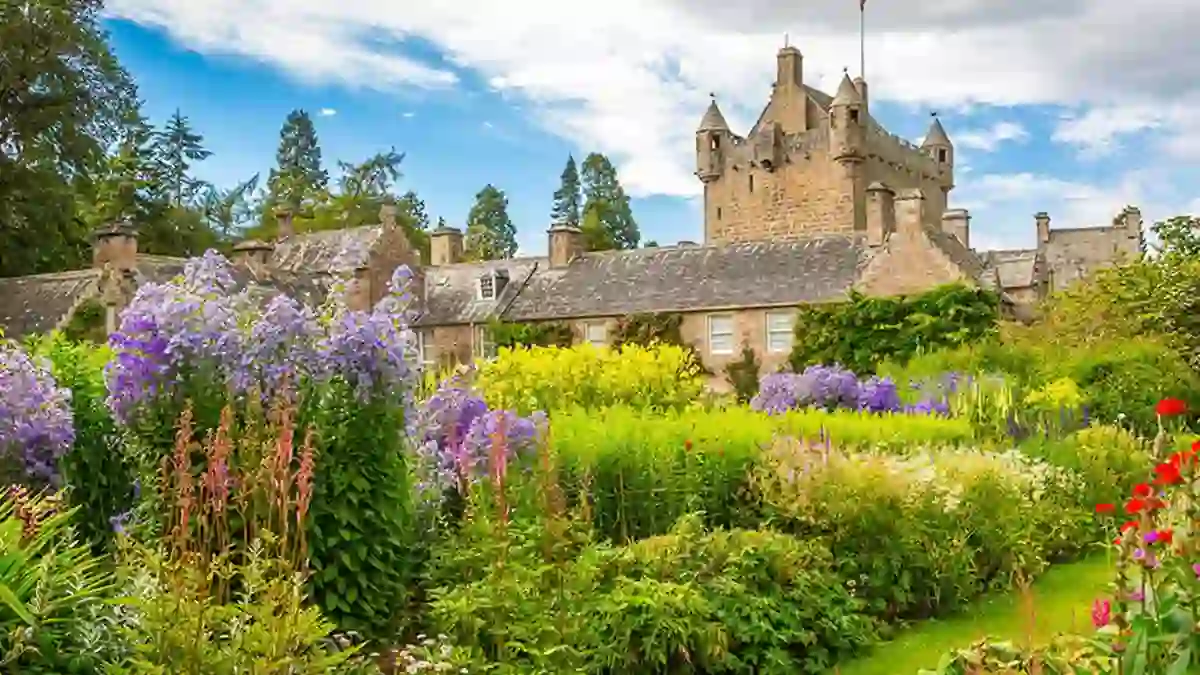 Nmh_Cawdor Castle, Scottish Highlands, Scotland