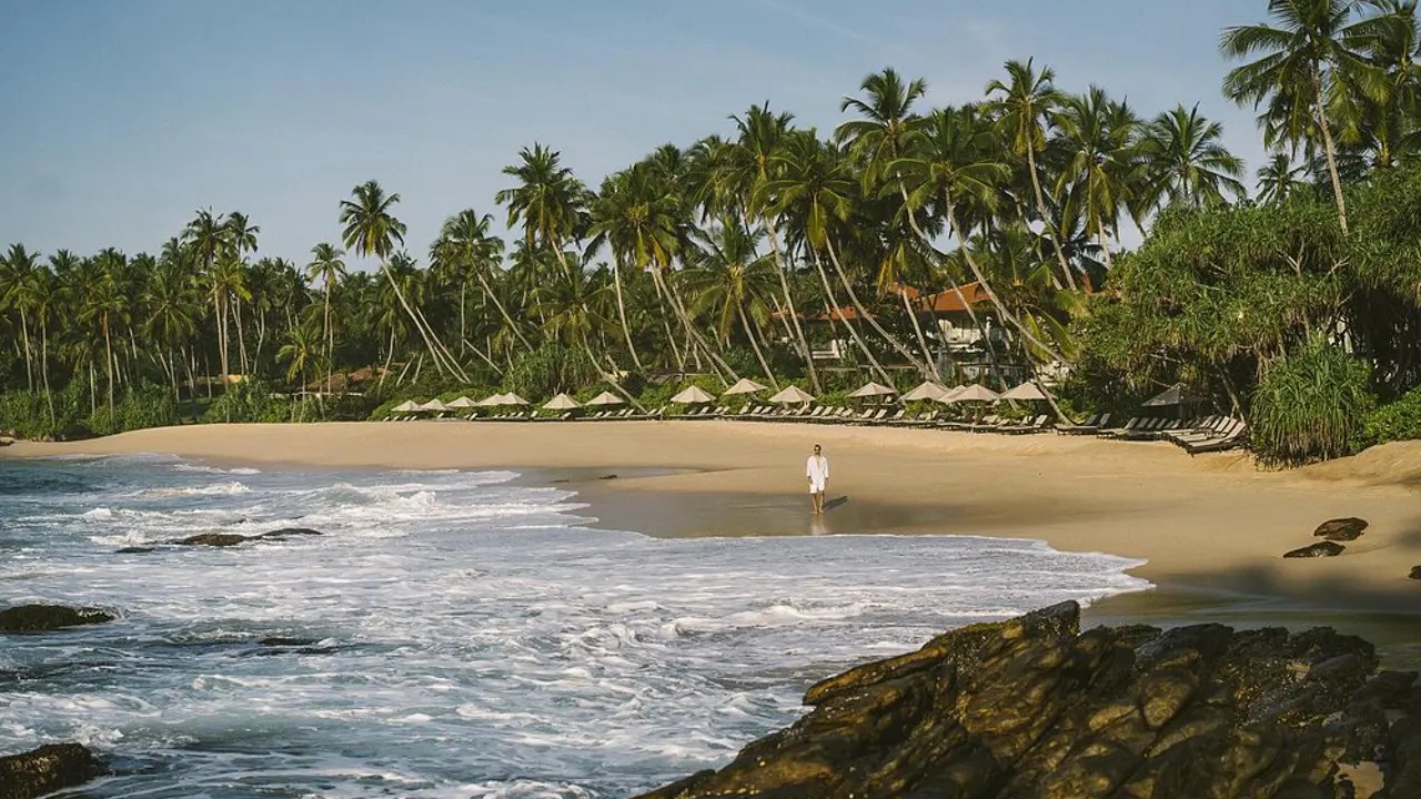 Anantara Peace Haven, Tangalle, beach
