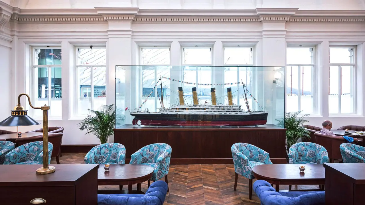 Titanic Hotel, Lounge Area