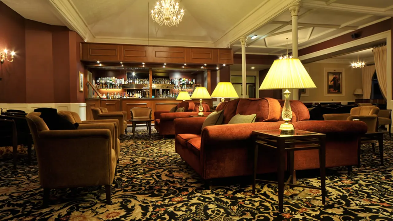 Ben Wyvis Hotel, Strathpeffer, bar