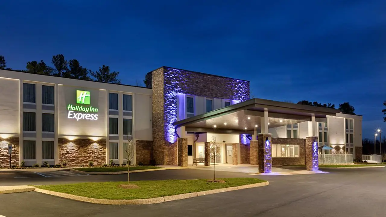 Holiday Inn Express, Busch Gardens Area, Williamsburg, exterior