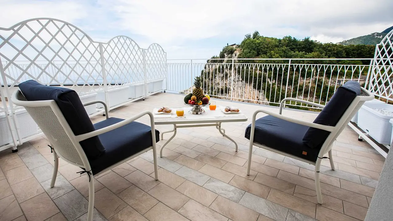 Hotel Le Rocce, Agerola, balcony