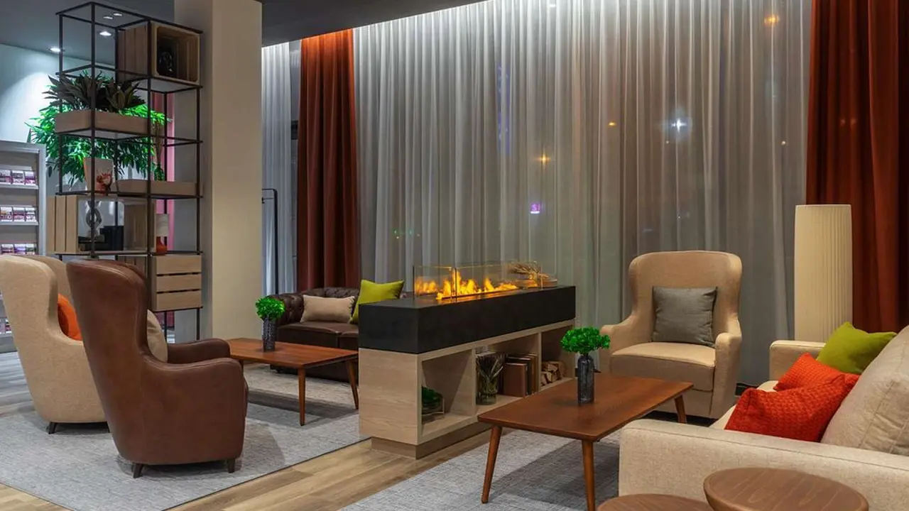 Intercityhotel, Budapest, lounge