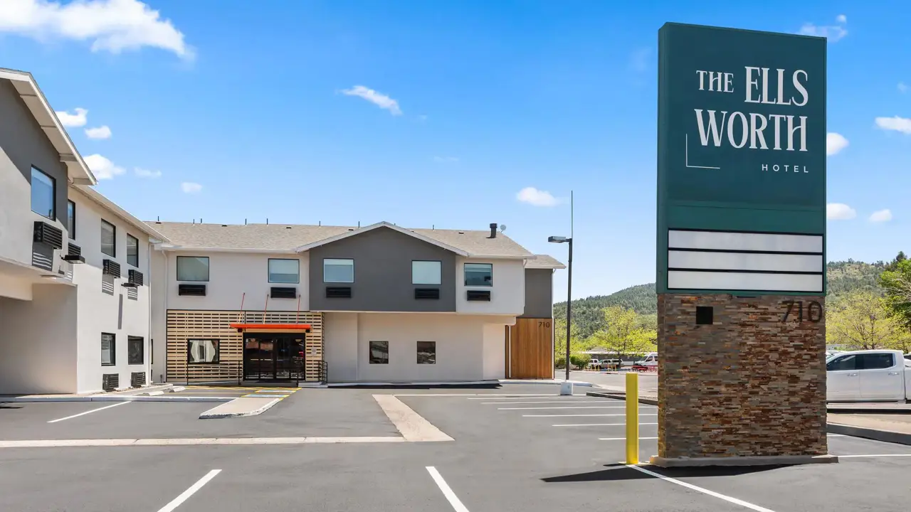 The Ellsworth Hotel, Williams, exterior