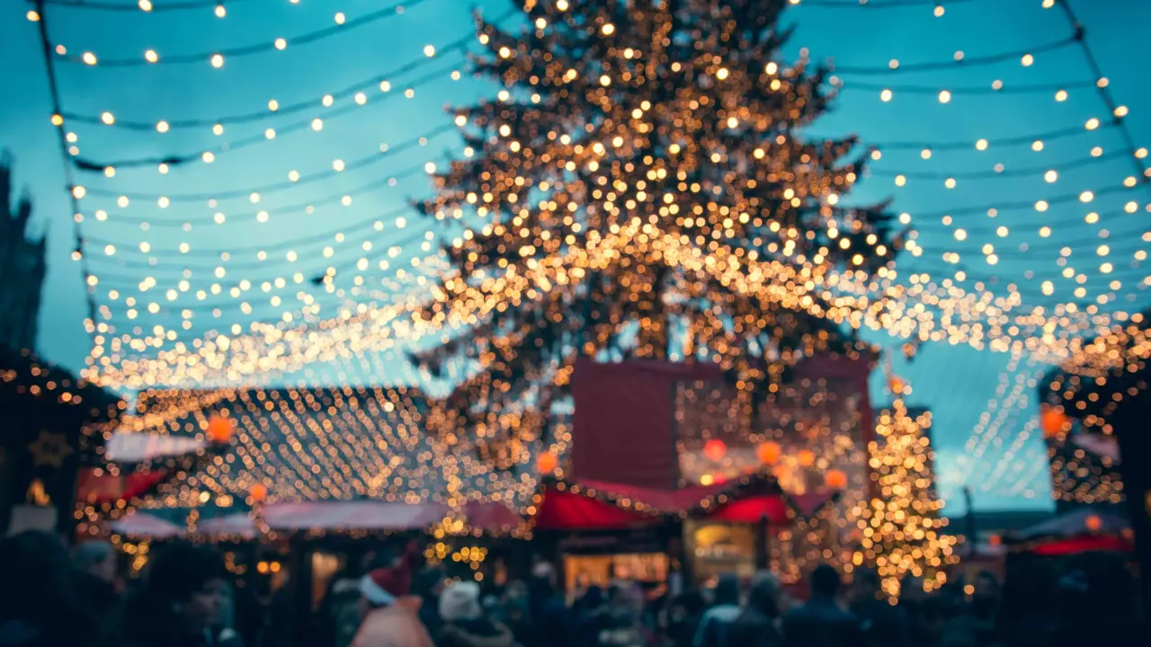 Christmas tree & fairy lights at a christmas market