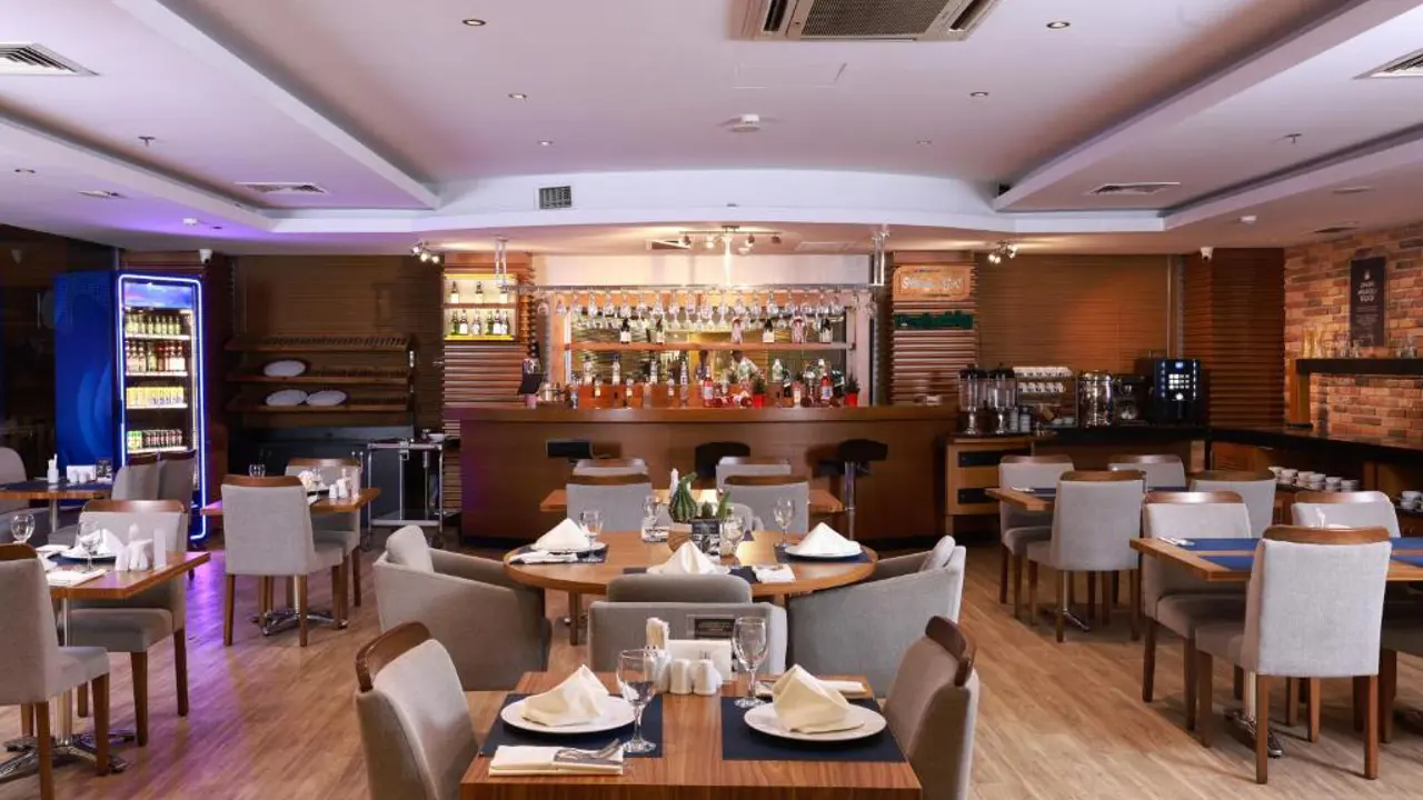 Anemon Kent Çiğli Hotel, Izmir, dining