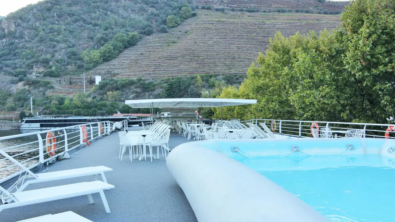 Croisi MS Vasco Gama sun deck