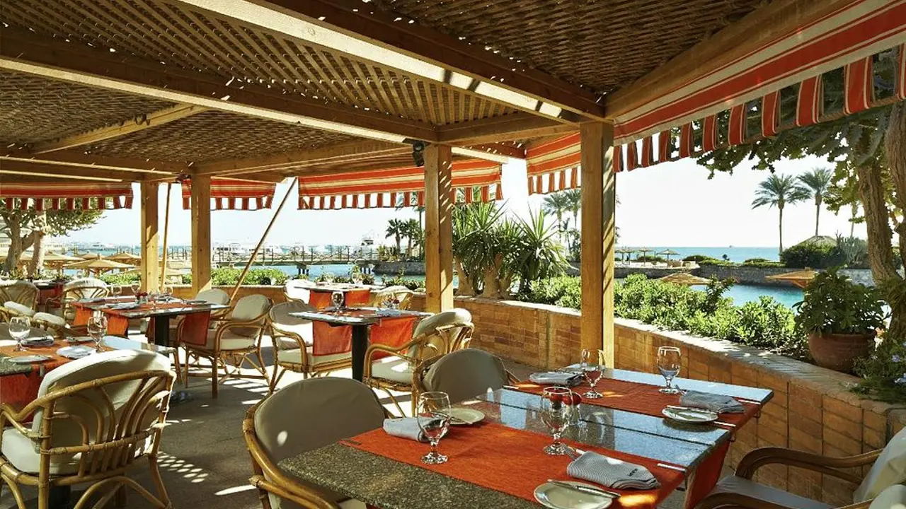 Hurghada Marriott Beach Resort, Hurghada, dining