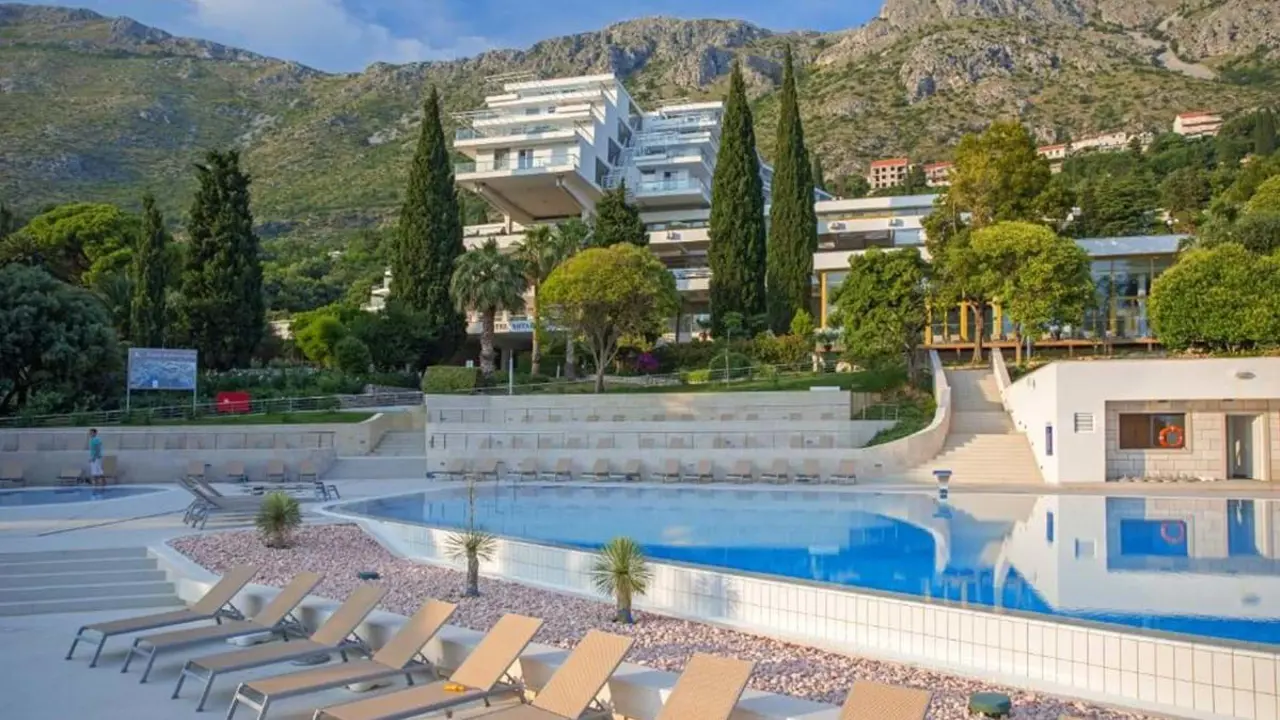 Hotel Astarea, Mlini, pool